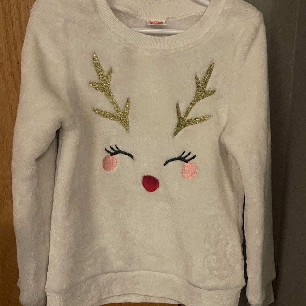 Reindeer Sweater - Size 6/7 Kids